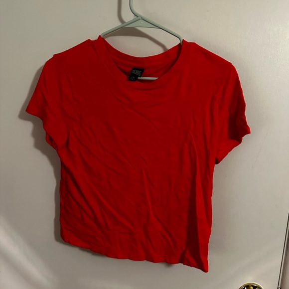 Red tee - Picture 1 of 1